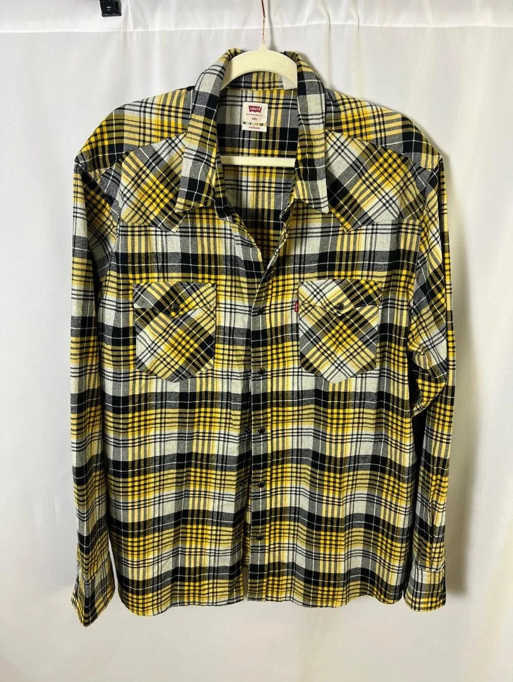 Levis levi button